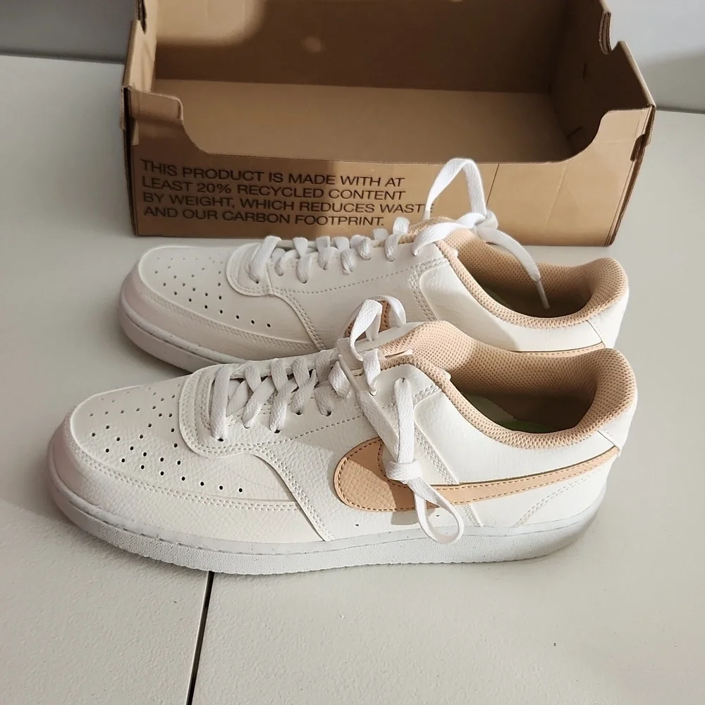 Nike Court Vision Low Sneakers White Peach Womens Size 7